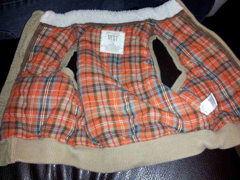ISO: NB diapers, PF's IHA: WOOL, Boy's winter clothes ...