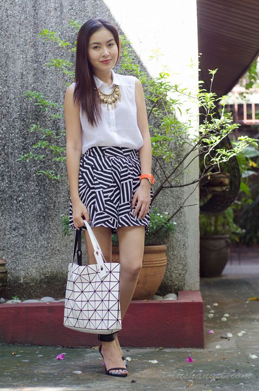 black_and_white_ooutfit