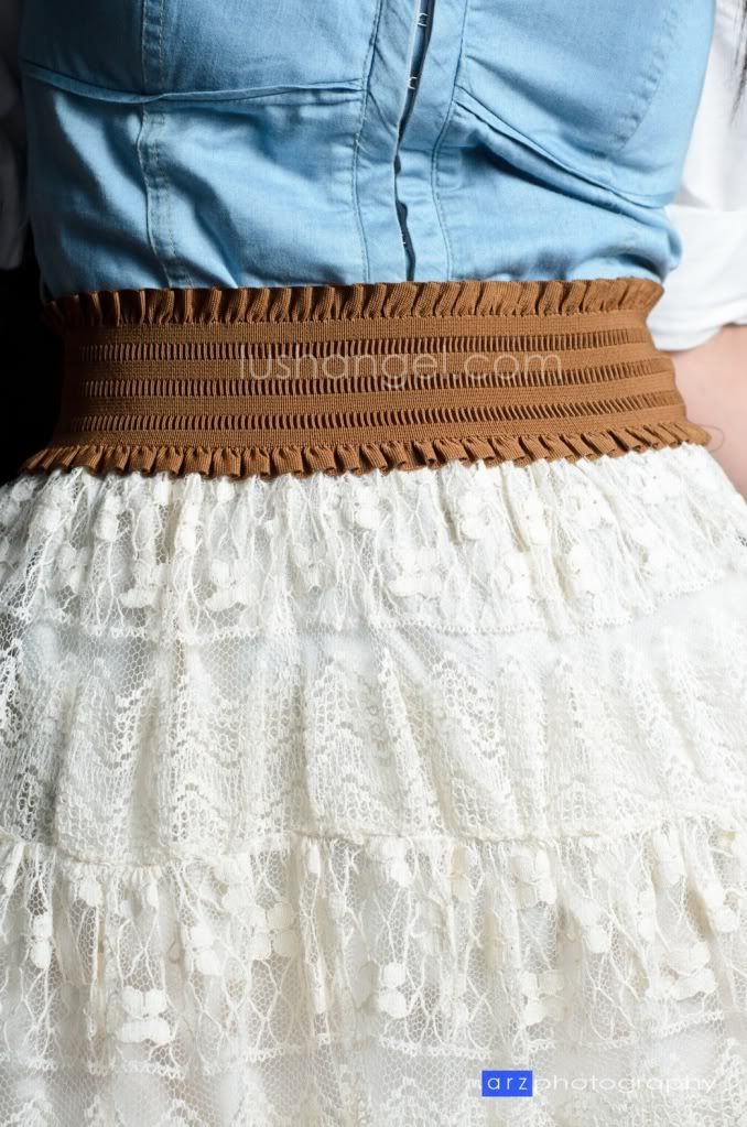how-to-wear-lace-skirt