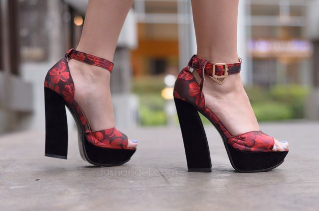 oriental-inspired-heels