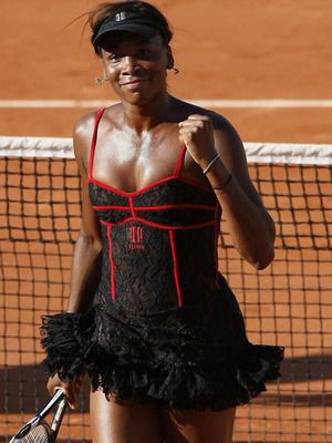 Venus-Williams-French-Open-Dress_display_image_zpsac9ae4d3.jpg
