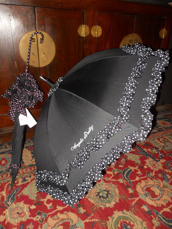 parasol love moschino